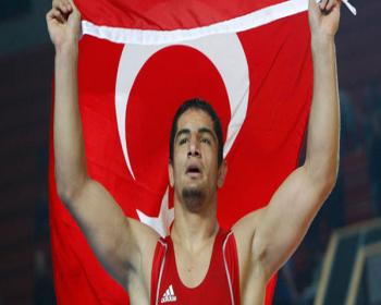 2016 Rıo Olimpiyatlarında Türk Milli Güreşçi Taha Akgül, Türkiye’Ye İlk Altın Madalyasını Kazandırdı