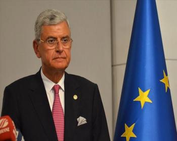 Ab Bakanı Ve Başmüzakereci Bozkır:  "hiç Hesapta Olmayan, Hiç Beklenmedik Bir Durum Ortaya Çıkmazsa, 4 Mayıs'ta Ab Komisyonu Raporunun, Vizenin Kalkması Yönünde Bir Tavsiye Kararını İçerecek Şekilde Çıkacağını Bekliyoruz" 