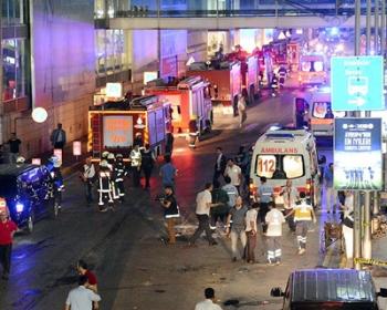 Atatürk Havalimanı'ndaki Terör Saldırısı...