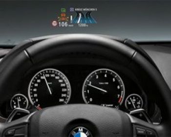 BMW’den renkli Head-Up ekranı