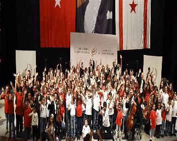 Cumhurbaşkanlığı Senfoni Orkestrası Çocuklarla Sahne Aldı