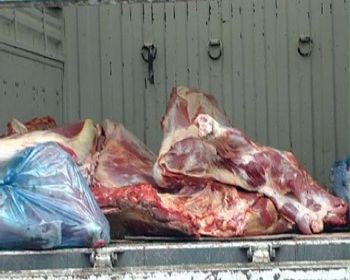 Kaçak 80 kilo et yakalandı