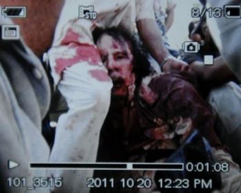 Kaddafi öldürüldü