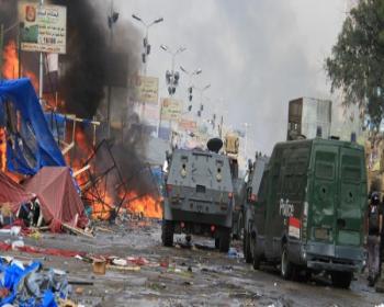 Mısır'da Askeri Araca Bombalı Saldırı