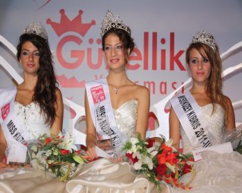 Miss Kuzey Kıbrıs Güzeli İzanoğlu seçildi