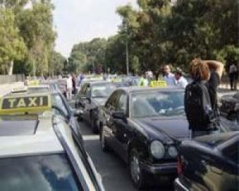 Taksiciler 19 Temmuzda Ercan da eylemde