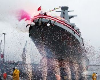 Türkiye nin ilk savaş gemisi Hizmete Giriyor (Video)