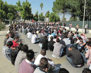 Kürt Öğrenciler YDÜde eylem yaptı