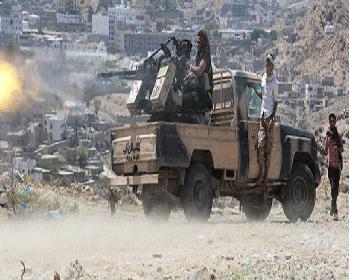 Yemen’De Husiler Sivillere Saldırdı
