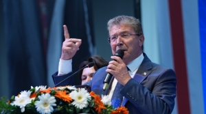 Üstel’den UBP seçimlerine yönelik itirazlara sert tepki: Kimse üyelerimizin iradesini yok sayamaz