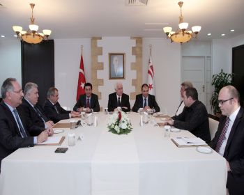 Eroğlu parti liderlerini toplantıya çağırdı