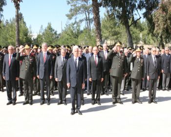 18 Mart Çanakkale Şehitleri bu sabah Boğaz Şehitliği nde anıldı