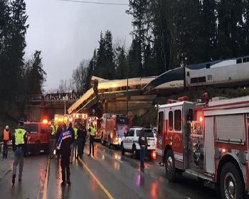 Abd&#8217;de Tren Kazası: Ölü Ve Yaralılar Var