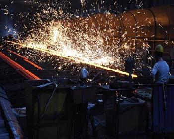 Abd&#8217;den İthal Çelik Ve Alüminyuma Ek Gümrük Vergisi Kararı