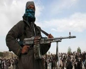 Afganistan&#39;da Taliban&#39;ın Ele Geçirdiği İlçe Geri Alındı