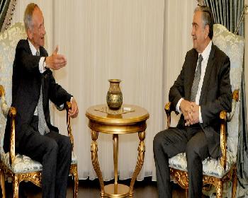 Akıncı, İngiliz Yüksek Komiseri’Ni Kabul Etti