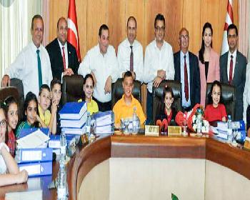 Ataoğlu, Geleceğin Çocukların, Gözleri Gibi Parlak Olmasını Diledi