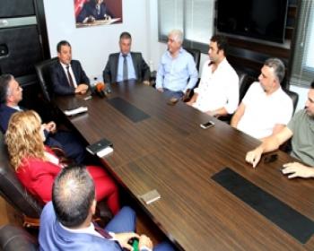 Bakan Dürüst, İnşaat Müteahhitleri Birliği Yetkilileri İle Bir Araya Geldi
