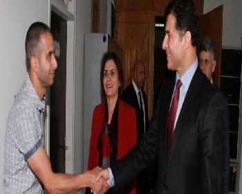 Başbakan Personeli İle Tanıştı