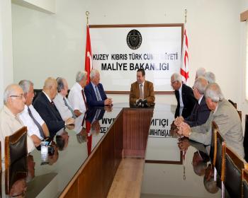 Başbakan Yardımcısı, Maliye Bakanı Denktaş, Tmt Mücahitler Derneği’Ni Kabul Etti