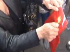 Bayrak yakılma olayına KKTC den sert tepki geldi