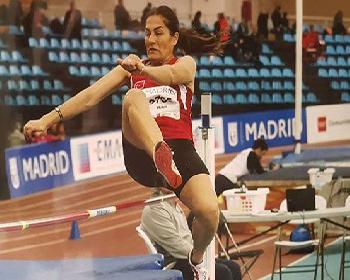 Benli, Piste Çıkıyor