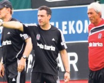 Beşiktaş hocasız kaldı