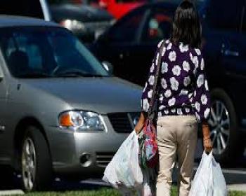 Calıfornıa&#39;da Plastik Poşet Kullanımının Yasaklanması 
