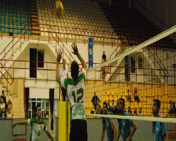 Çamlık Ve Daü Finalde