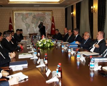 Çicek, Kktc heyeti onuruna yemek verdi