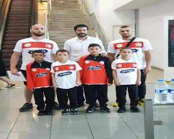 Cimnastikçiler Adadan Ayrıldı