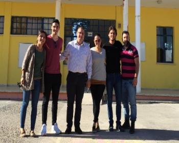 Ctp’Li Gençler Çocuklara Hediye Dağıttı