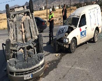 Çukurova Kavşağındaki Kaza Korkuttu