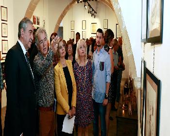 Cumhurbaşkanı Sergi Açtı