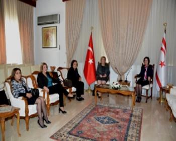 Cumhuriyet Meclisi Başkanı Sibel Siber Kadınlar Birliği Heyetini Kabul Etti