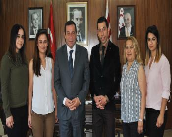 Denktaş, Hemşireler Ve Ebeler Sendikası Heyetini Kabul Etti