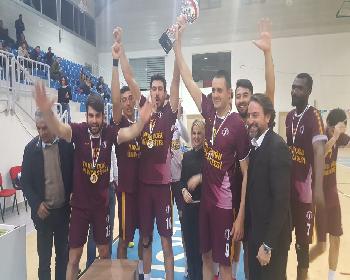 Denktaş Kupası Yakın Doğu Üniversitesi&#8217;nin