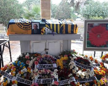 Efsane Son Yolculuğuna Uğurlandı