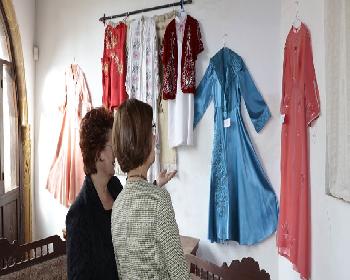 El Sanatları Kooperatifi Yılsonu Sergisi Açıldı