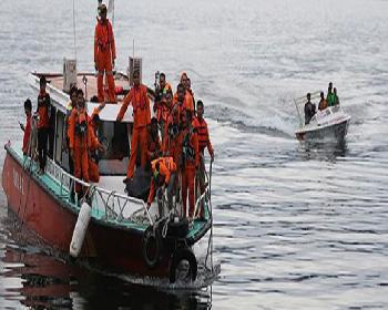 Endonezya’Da Feribot Faciasında Ölenlerin Sayısı 34’E Yükseldi