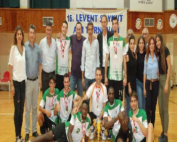 Erkeklerin Şampiyonu Vakıflar