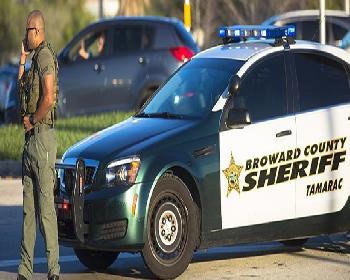 Florida Valisi Okul Güvenliği Yasasını İmzaladı
