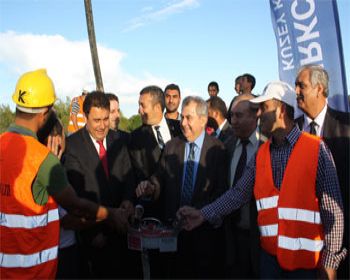 Gazimağusa-İskele Anayolu Üst Geçidi’nin Temeli Atıldı