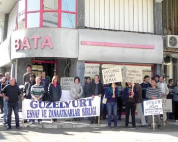 Güzelyurt Esnafi kanalizasyondan dertli
