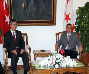 Hasan Bozer Akça’yı kabul etti.