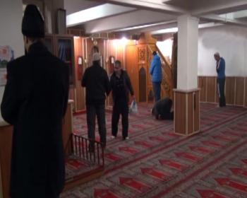 İlahiyat Mezunları Derneği Cübbeli Ahmet Tarikatı Müritlerinin  Camilerde Propaganda Yaptığını Savundu