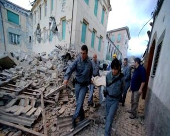 İtalya’Daki Depremde Ölü Sayısı 267&#39;ye Yükseldi 