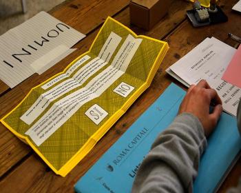 İtalya&#39;da Anayasa Referandumuna Doğru 