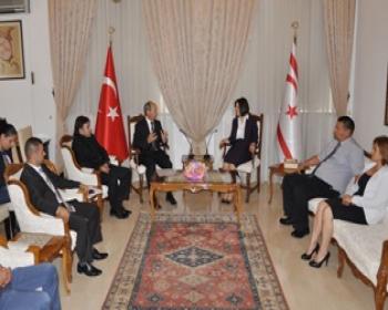 Kamu-Sen, Siber’E Kamu Sağlık Çalışanlarıyla İlgili Yasa Önerisi Sundu