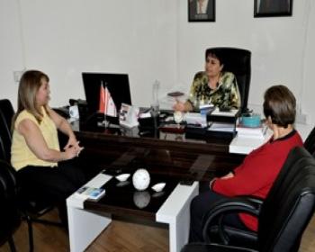 Kıbrıs Türk Tabipleri Birliği Başkanı Besim Ve Dr. Sennaroğlu, Tak Müdürü Saygılı’Yı Ziyaret Etti 